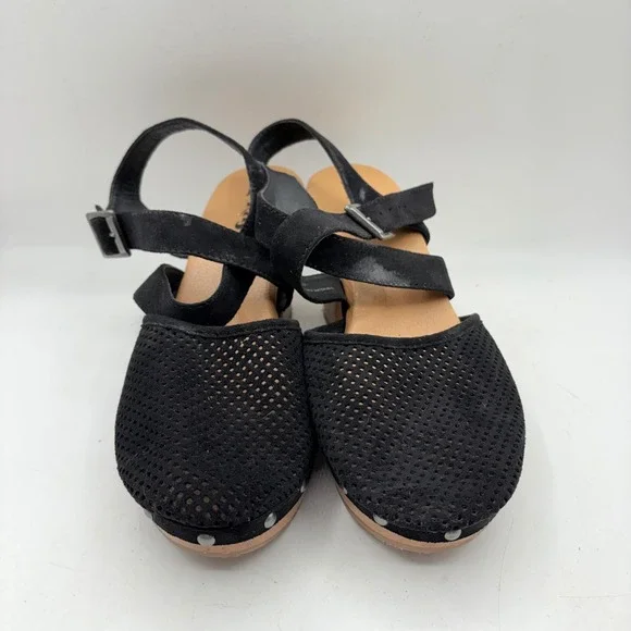 Korks Black Perforated Fabric Wood Block Heel Clog Sandals KR0002609 Size 10M - Picture 3 of 9